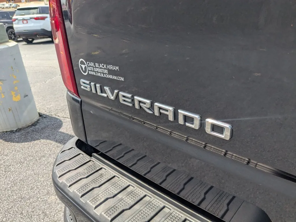 2024 Chevrolet Silverado 1500 RST thumbnail 28