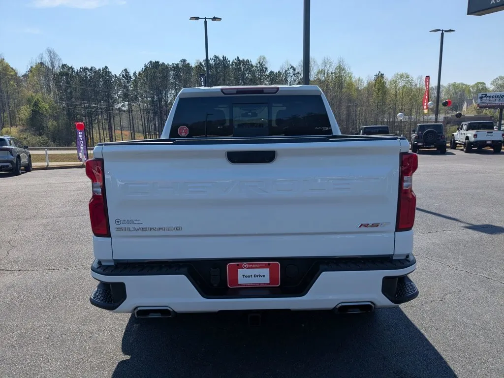 2024 Chevrolet Silverado 1500 RST thumbnail 6
