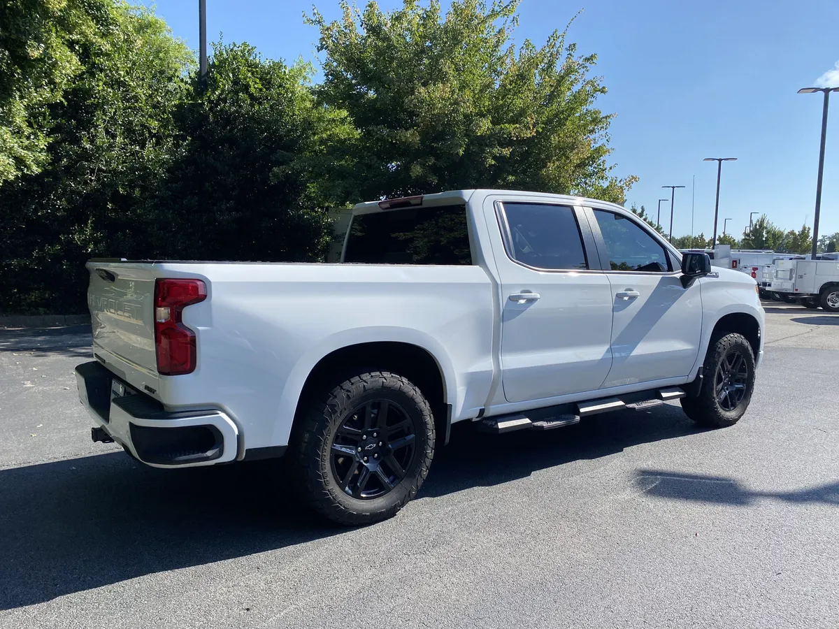 2024 Chevrolet Silverado 1500 RST thumbnail 8