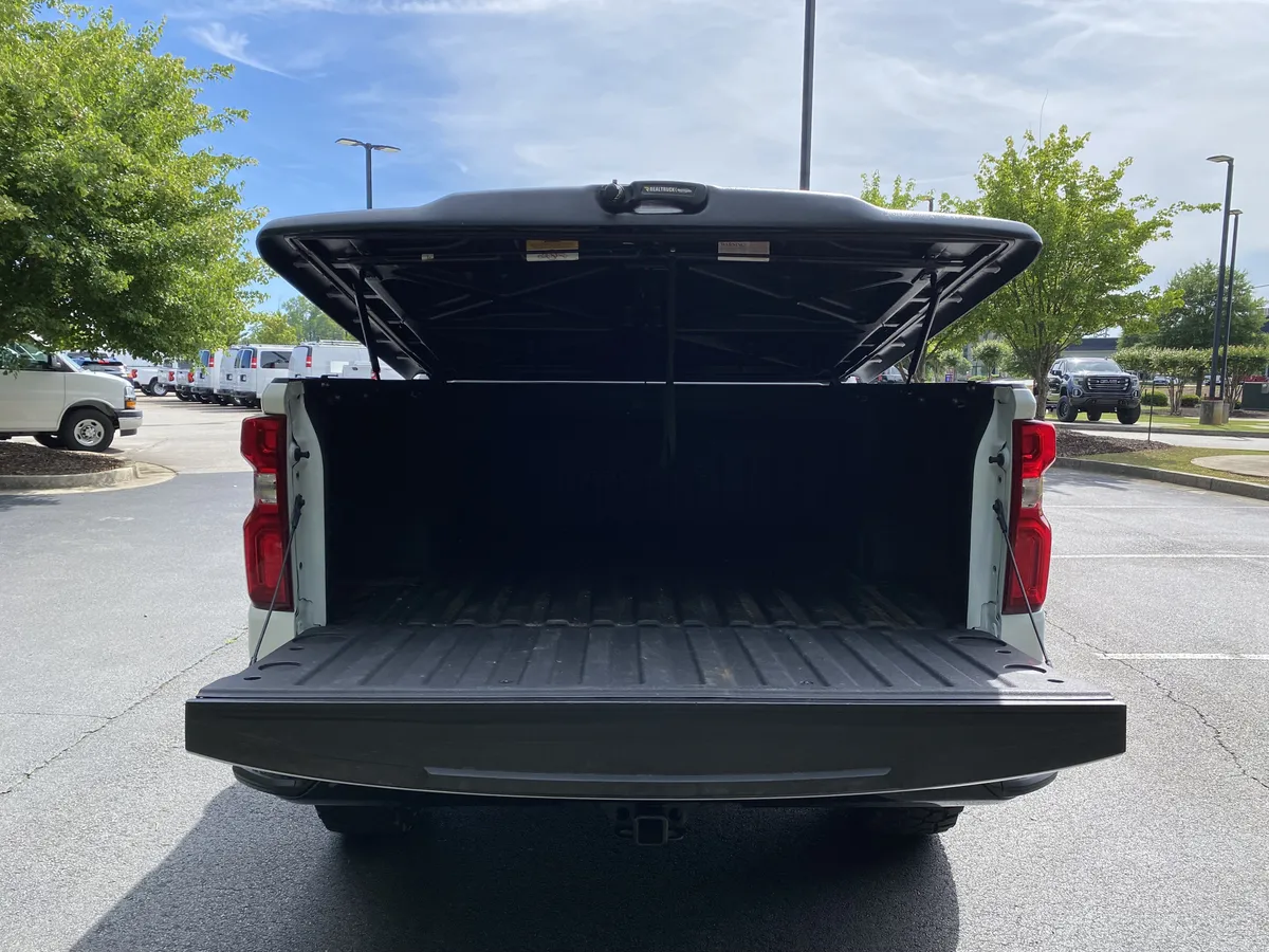 2024 Chevrolet Silverado 1500 ZR2 thumbnail 10