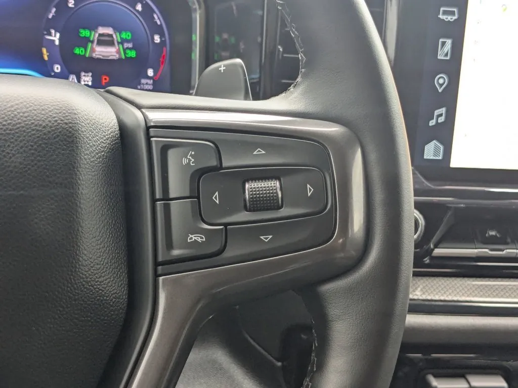 2024 Chevrolet Silverado 1500 ZR2 thumbnail 23
