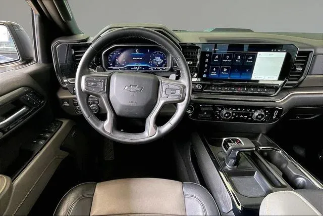 2024 Chevrolet Silverado 1500 ZR2 thumbnail 8