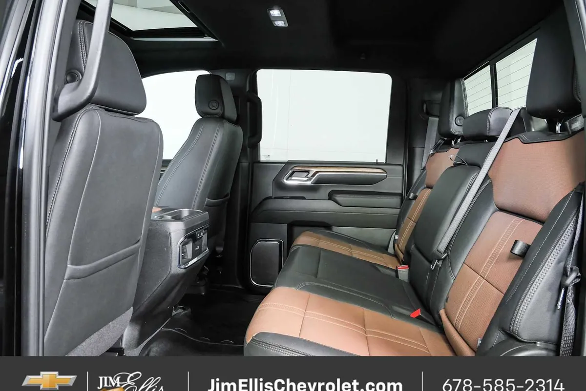 2024 Chevrolet Silverado 2500 HD High Country thumbnail 18