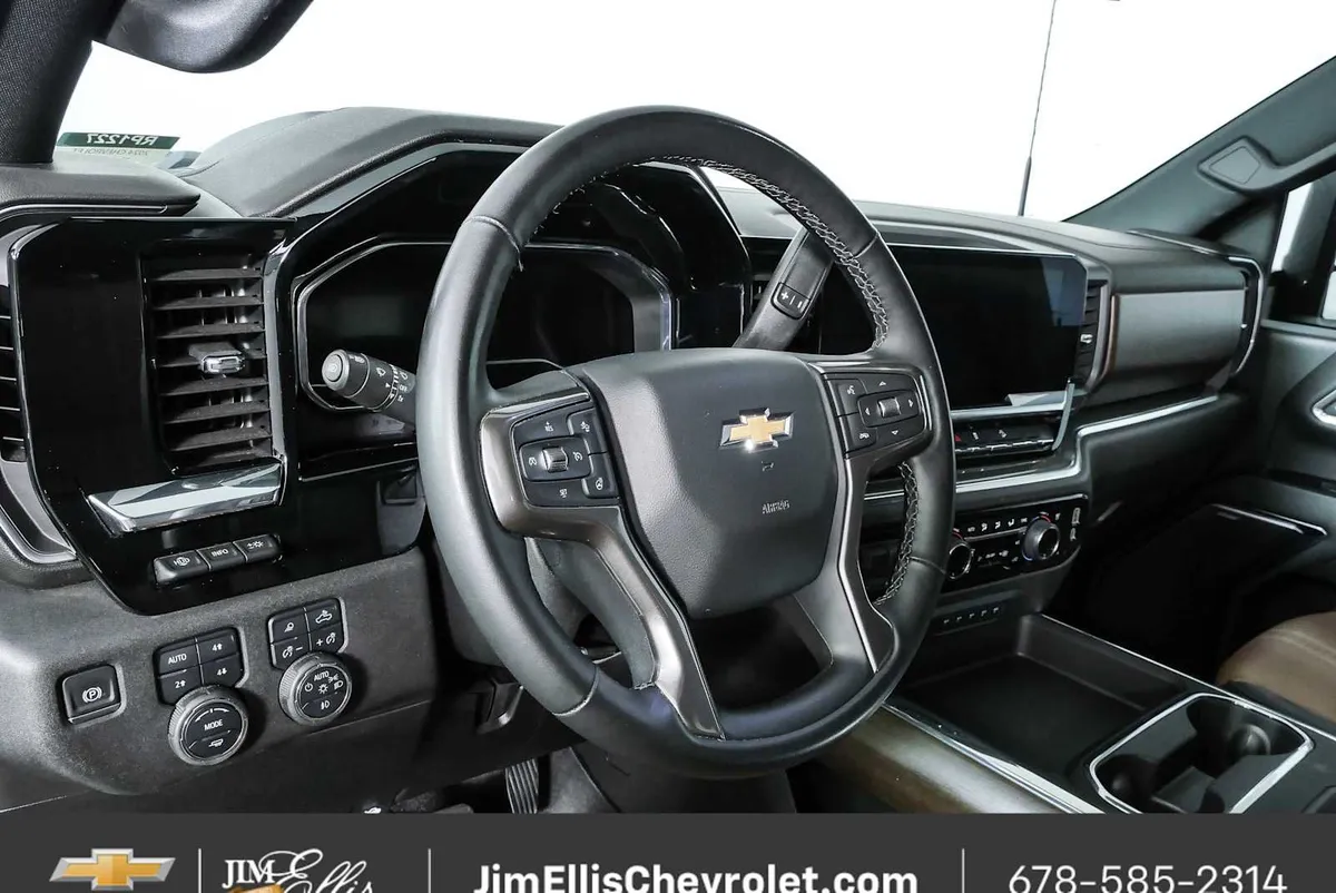 2024 Chevrolet Silverado 2500 HD High Country thumbnail 4