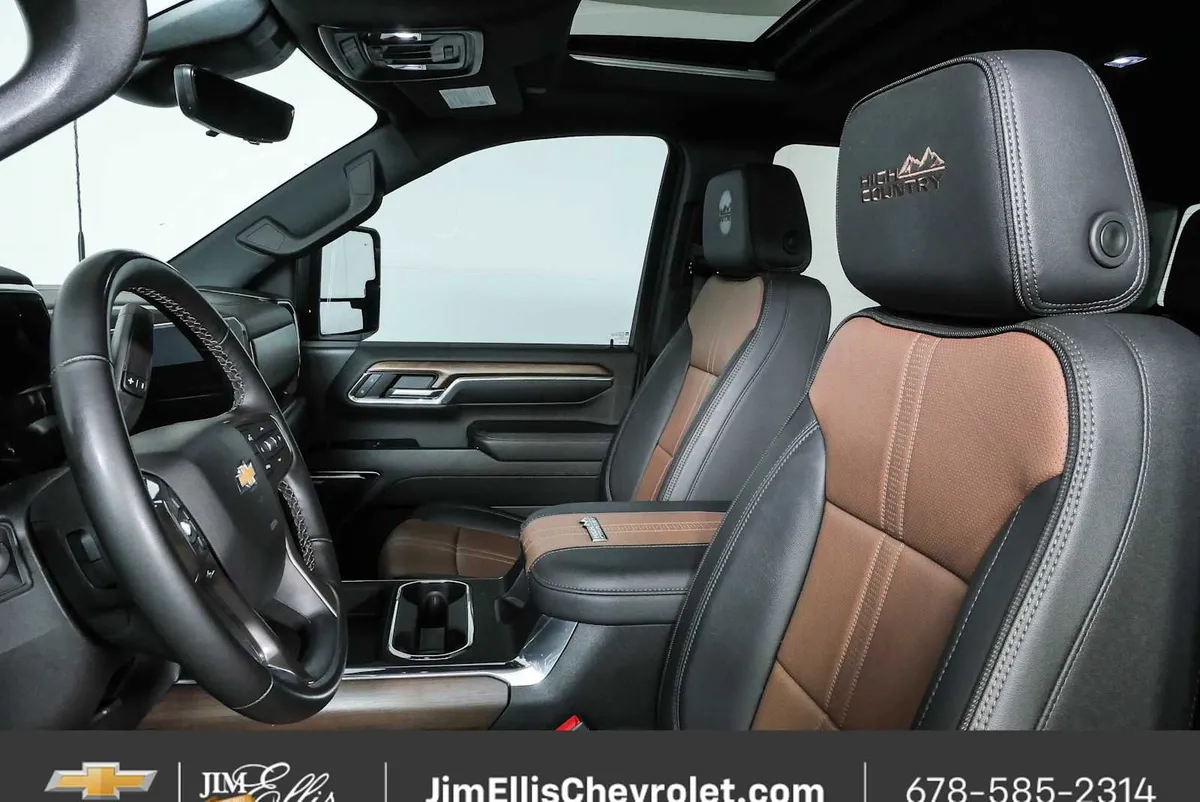 2024 Chevrolet Silverado 2500 HD High Country thumbnail 5