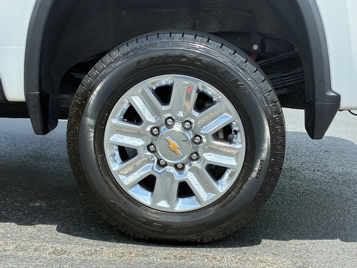 2024 Chevrolet Silverado 2500 HD High Country thumbnail 11