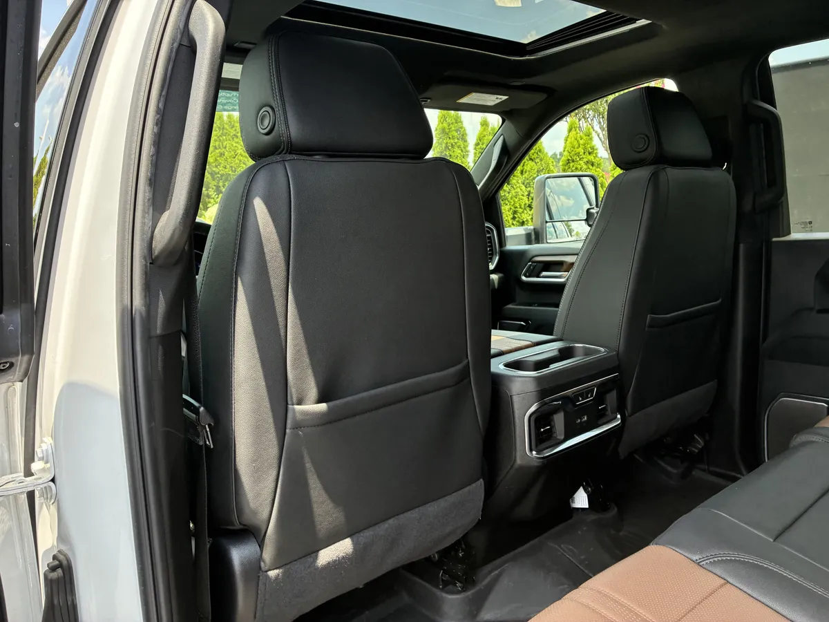 2024 Chevrolet Silverado 2500 HD High Country thumbnail 13