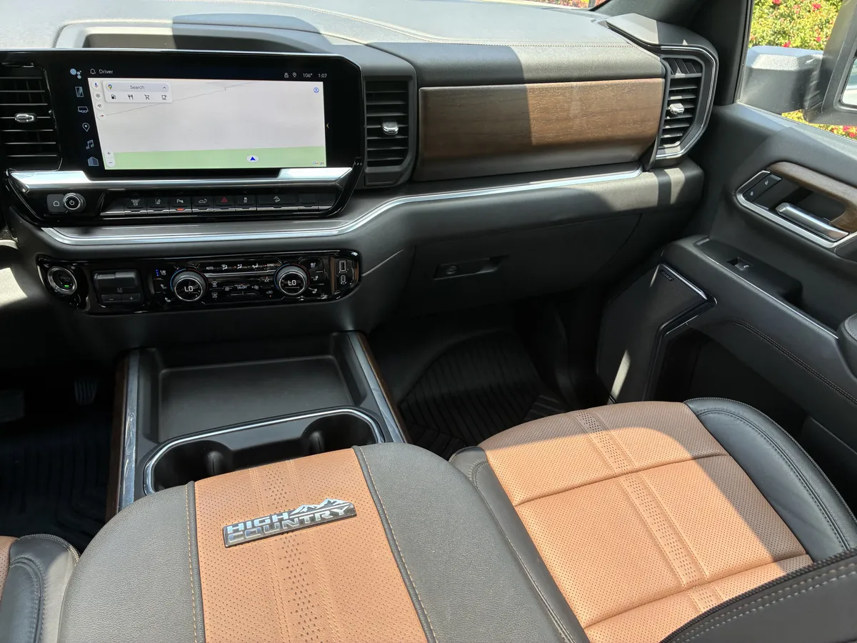 2024 Chevrolet Silverado 2500 HD High Country thumbnail 22