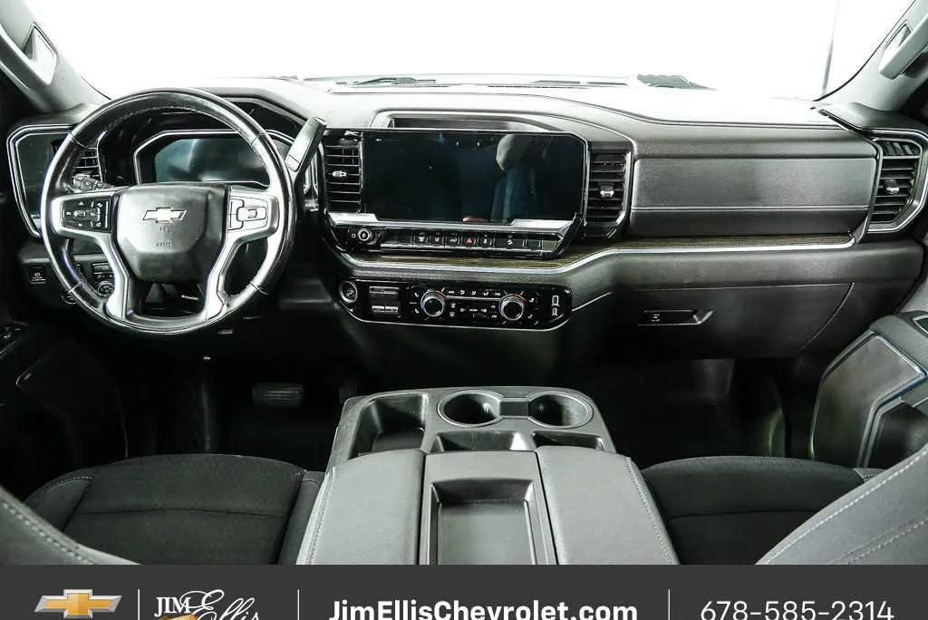 2024 Chevrolet Silverado 2500 HD LT thumbnail 17