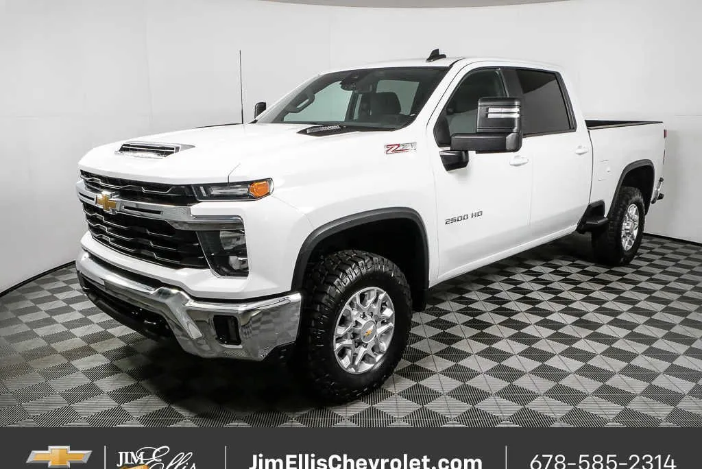 2024 Chevrolet Silverado 2500 HD LT thumbnail 22