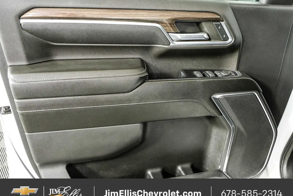 2024 Chevrolet Silverado 2500 HD LT thumbnail 6