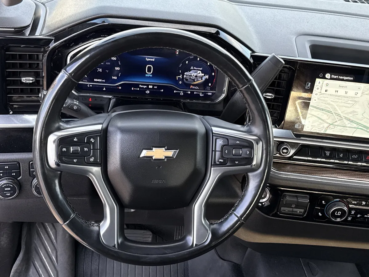 2024 Chevrolet Silverado 2500 HD LT thumbnail 21