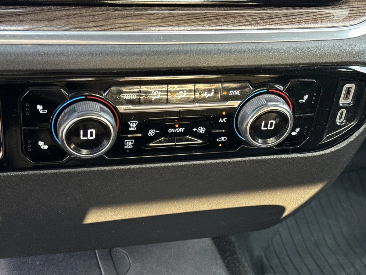 2024 Chevrolet Silverado 2500 HD LT thumbnail 26