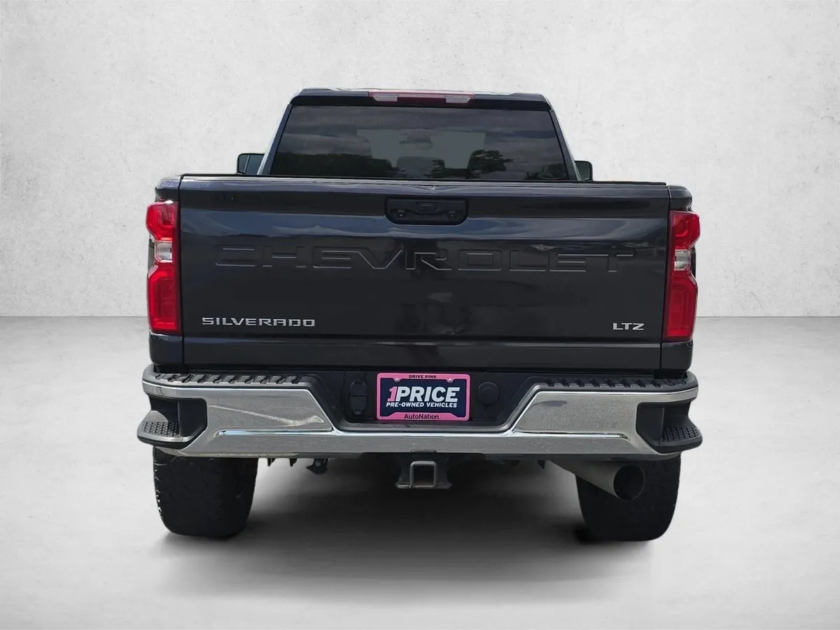 2024 Chevrolet Silverado 2500 HD LTZ thumbnail 6