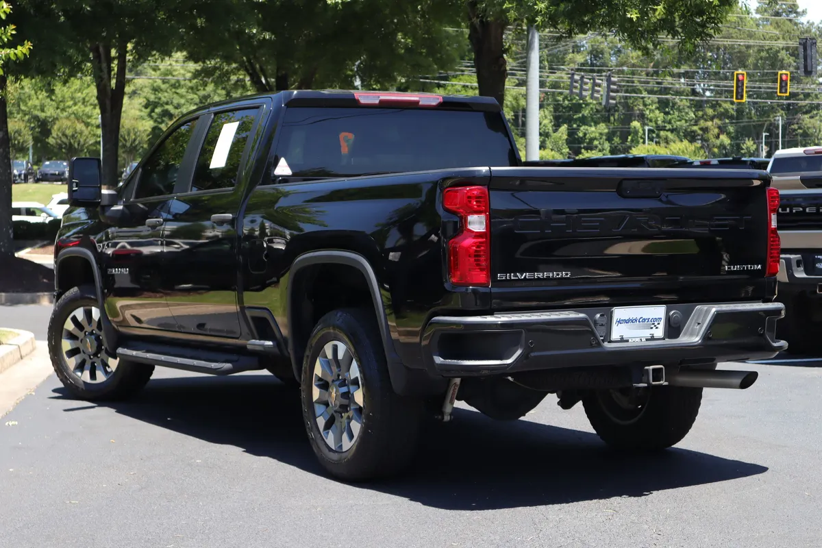 2024 Chevrolet Silverado 2500HD Custom thumbnail 2