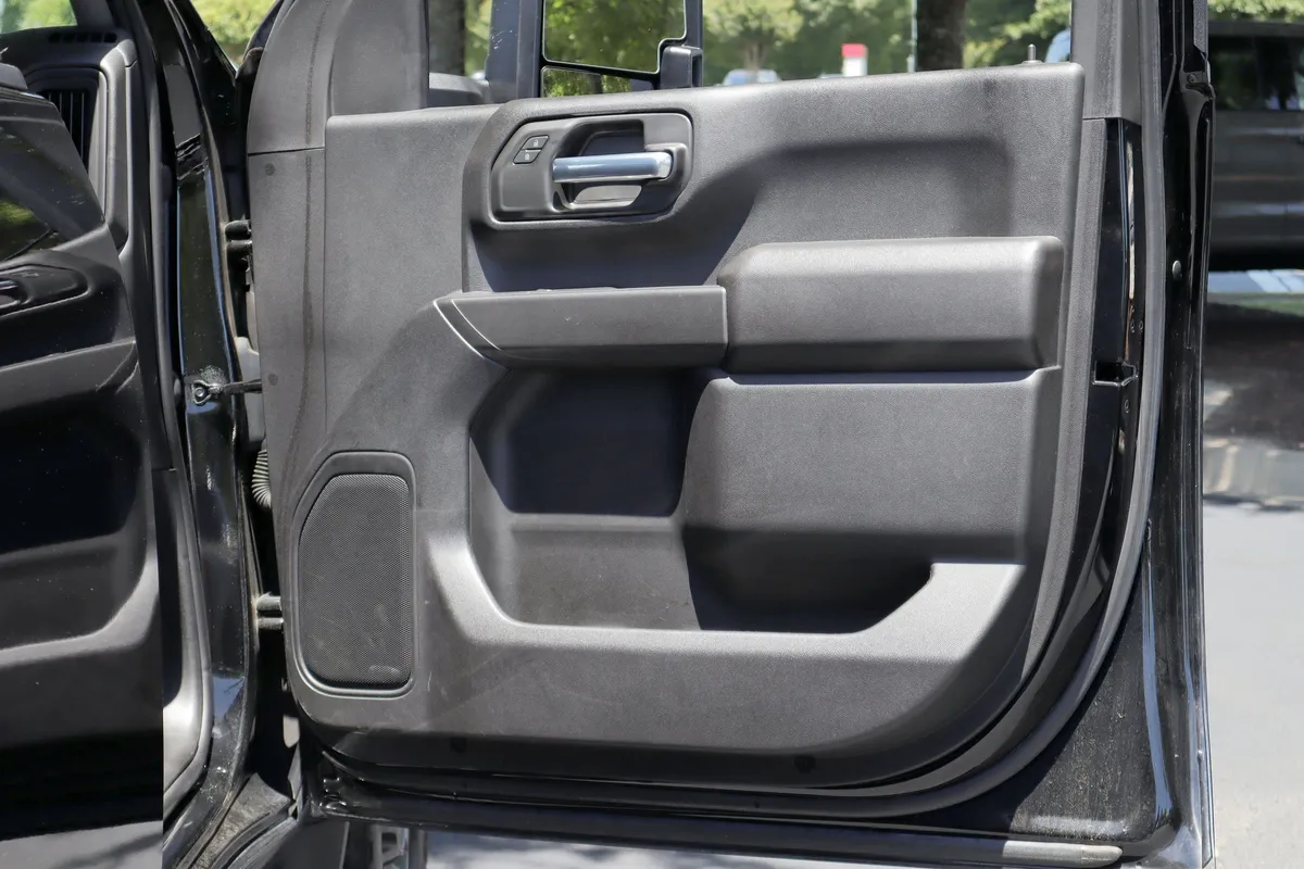 2024 Chevrolet Silverado 2500HD Custom thumbnail 24