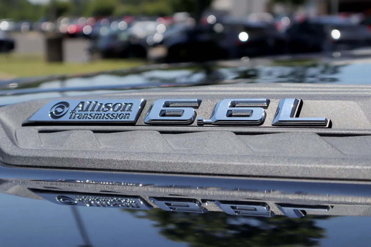 2024 Chevrolet Silverado 2500HD Custom thumbnail 34
