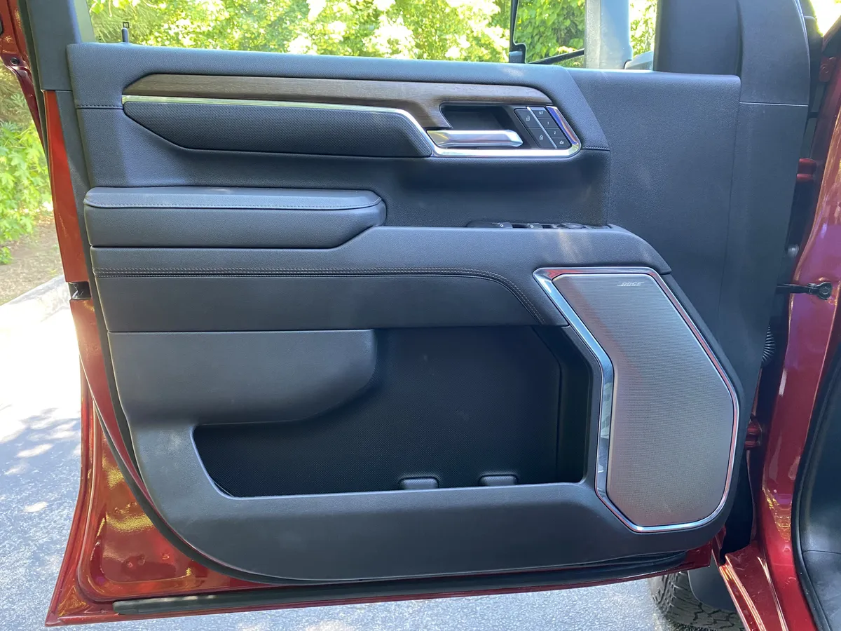 2024 Chevrolet Silverado 2500HD High Country thumbnail 14