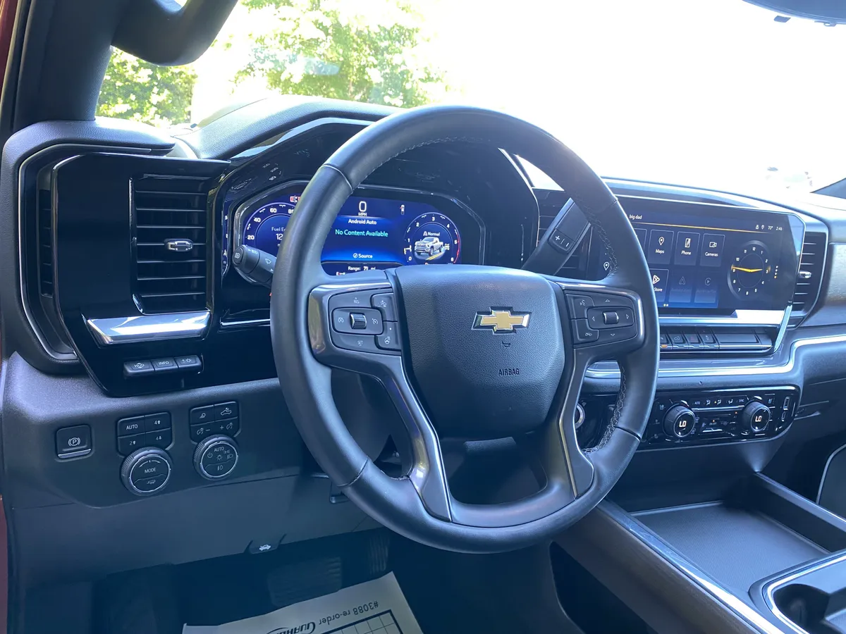 2024 Chevrolet Silverado 2500HD High Country thumbnail 16