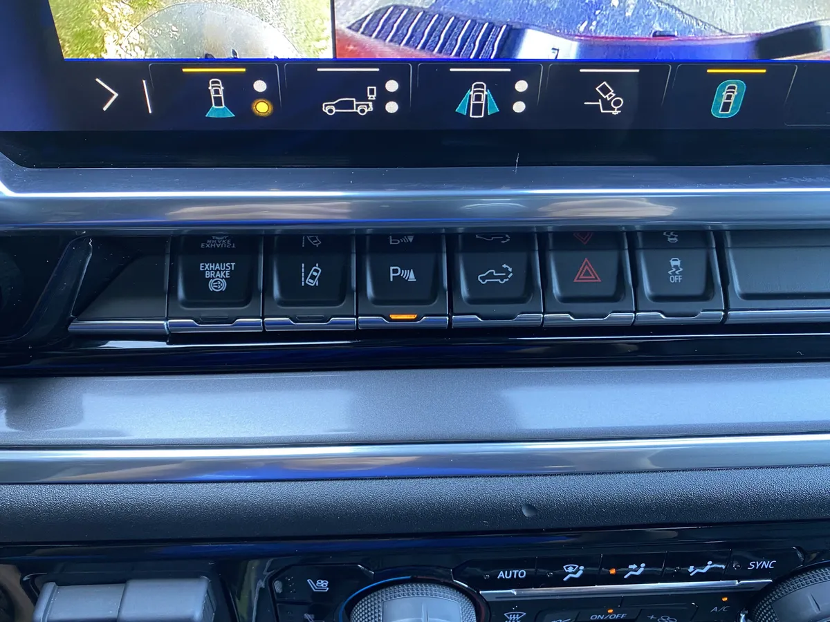 2024 Chevrolet Silverado 2500HD High Country thumbnail 28