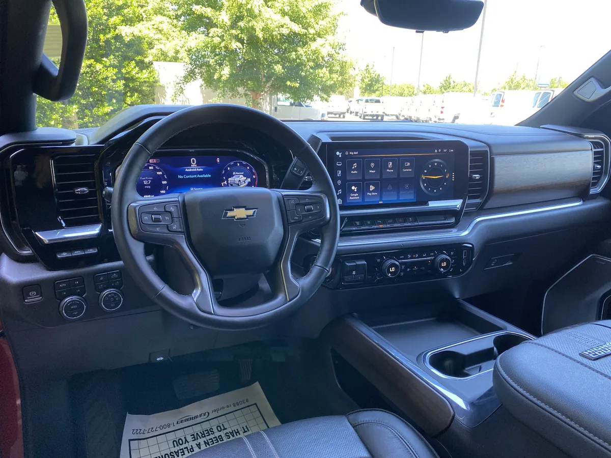 2024 Chevrolet Silverado 2500HD High Country thumbnail 37