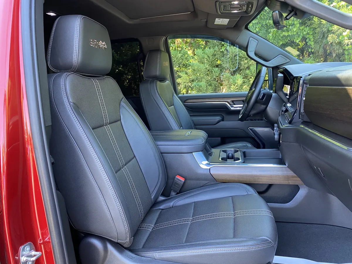 2024 Chevrolet Silverado 2500HD High Country thumbnail 38
