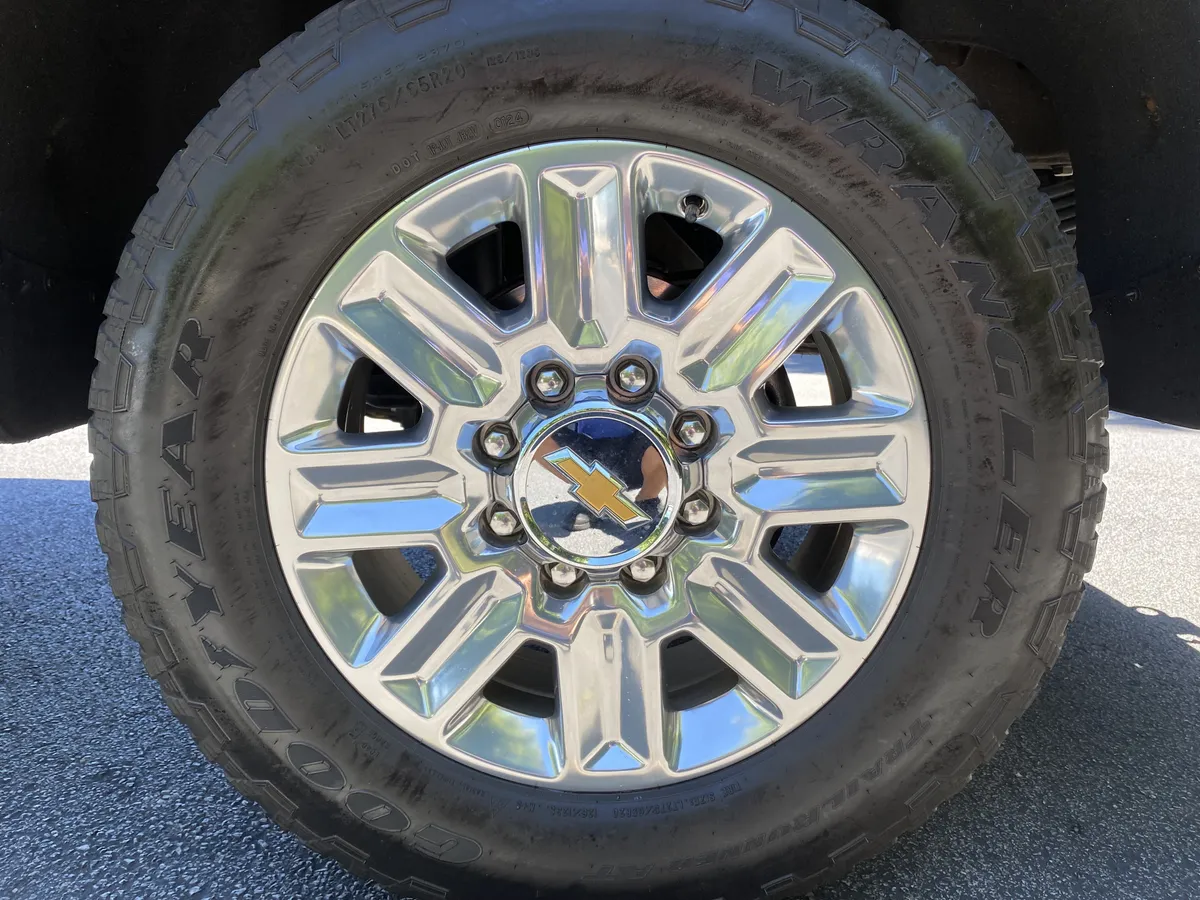 2024 Chevrolet Silverado 2500HD High Country thumbnail 46