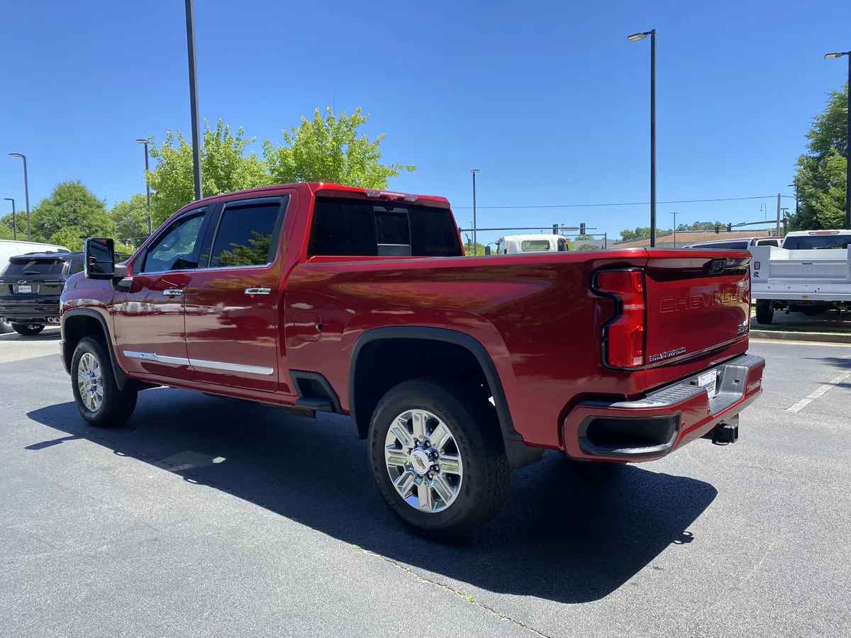 2024 Chevrolet Silverado 2500HD High Country thumbnail 6