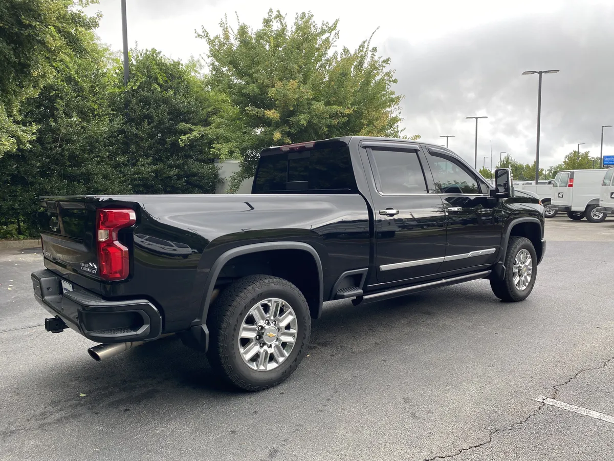 2024 Chevrolet Silverado 2500HD High Country thumbnail 8