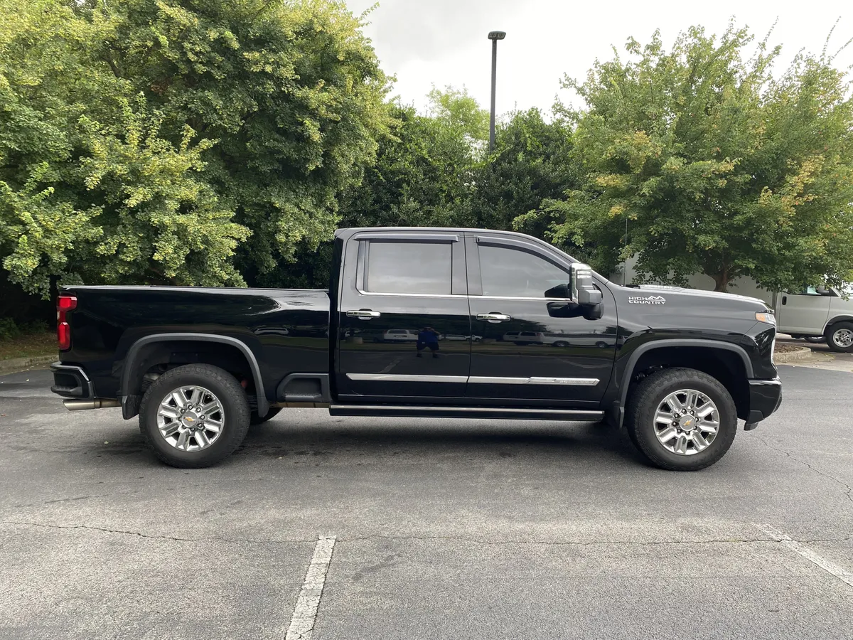 2024 Chevrolet Silverado 2500HD High Country thumbnail 9