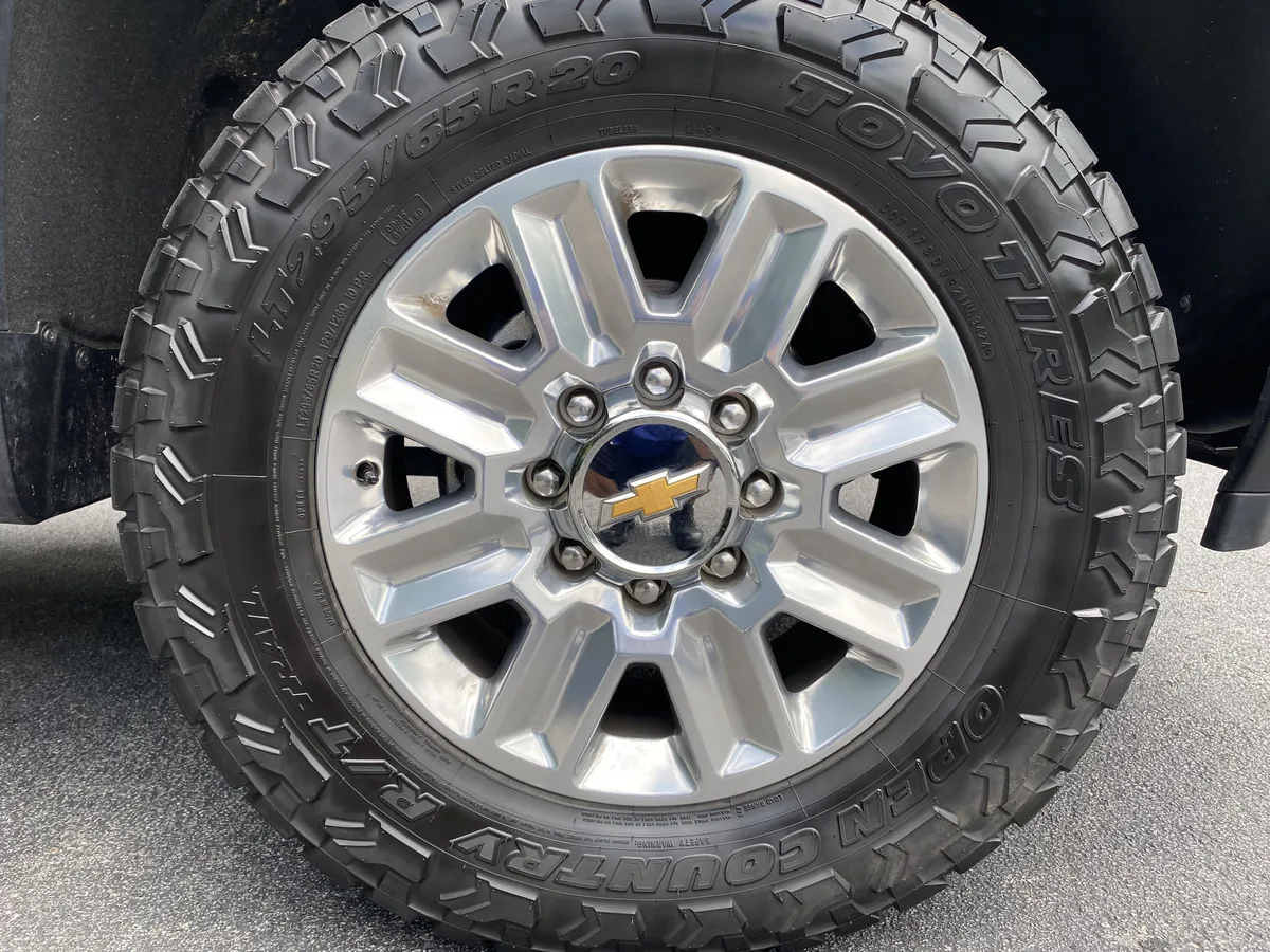 2024 Chevrolet Silverado 2500HD High Country thumbnail 14