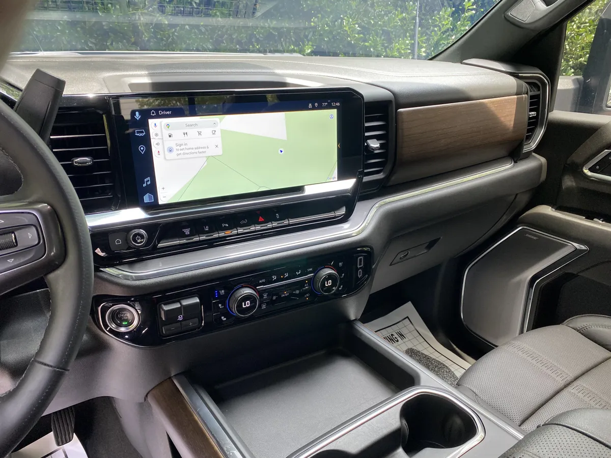 2024 Chevrolet Silverado 2500HD High Country thumbnail 25