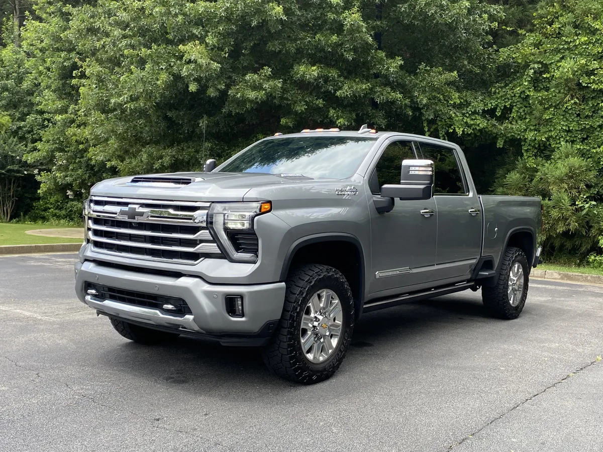 2024 Chevrolet Silverado 2500HD High Country thumbnail 4