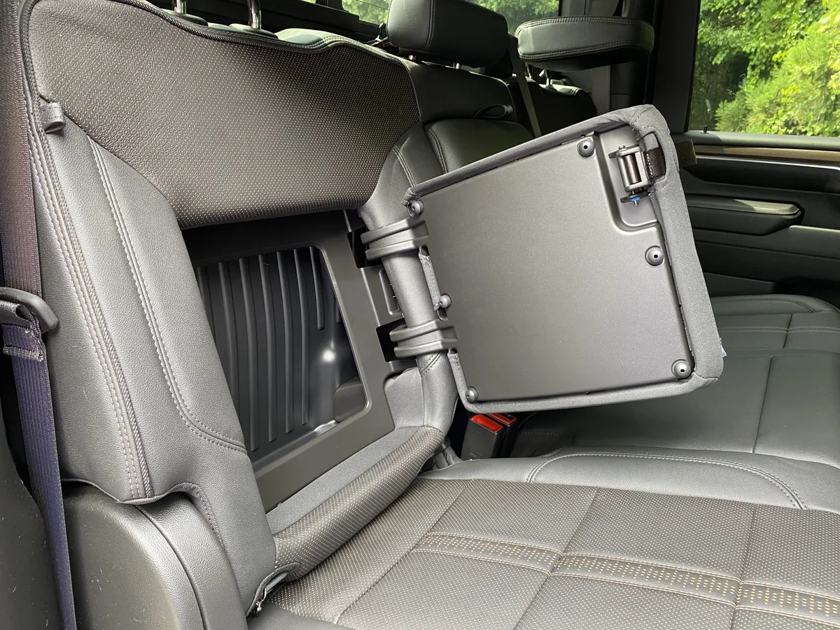 2024 Chevrolet Silverado 2500HD High Country thumbnail 40