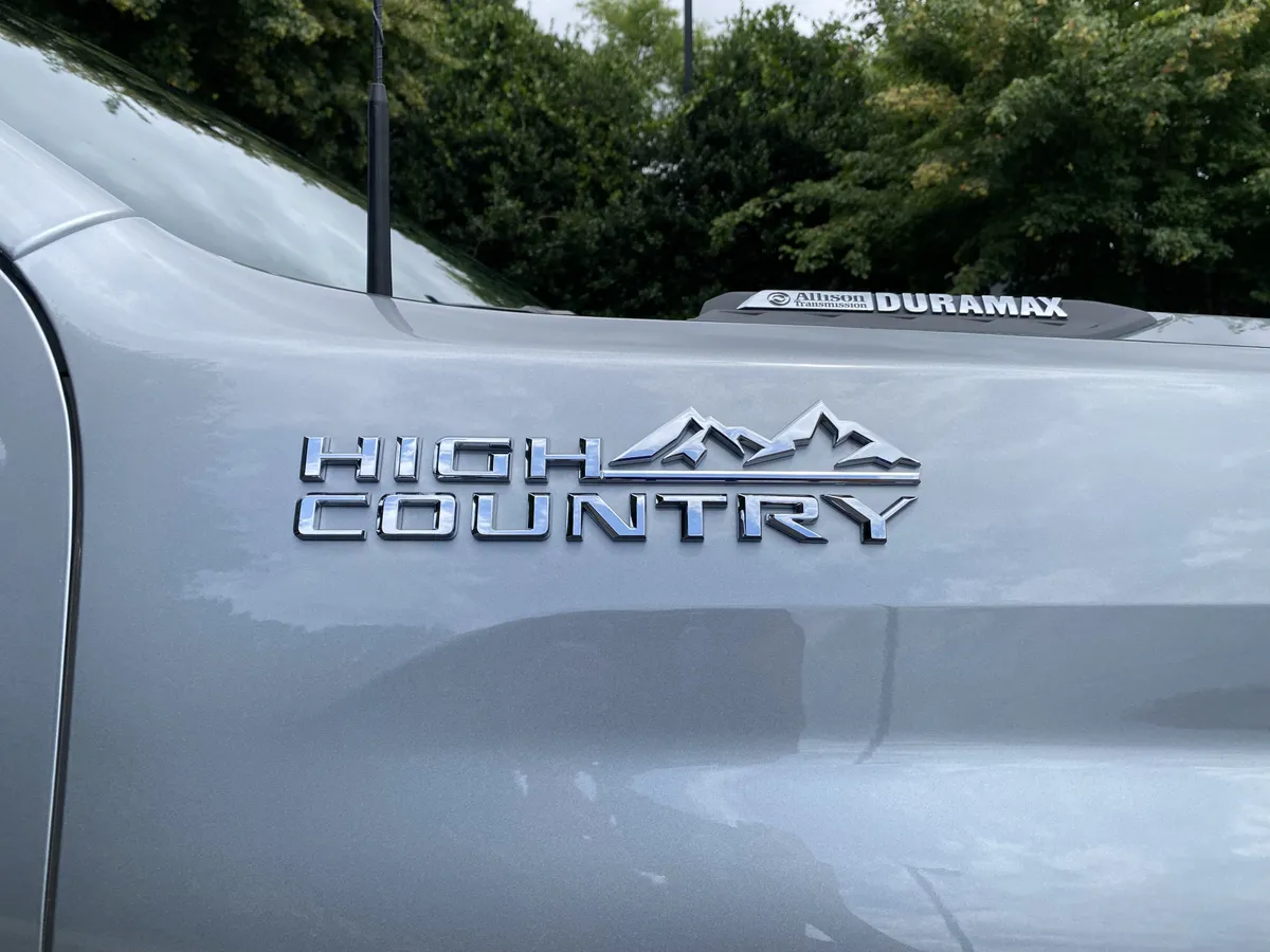 2024 Chevrolet Silverado 2500HD High Country thumbnail 45