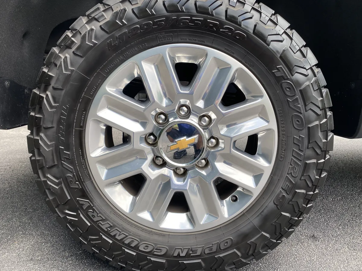 2024 Chevrolet Silverado 2500HD High Country thumbnail 48