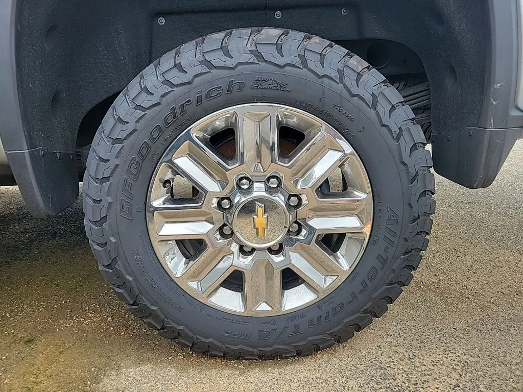 2024 Chevrolet Silverado 2500HD High Country thumbnail 24