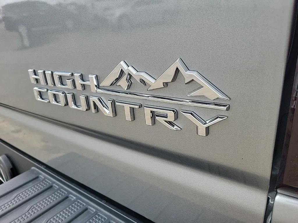 2024 Chevrolet Silverado 2500HD High Country thumbnail 26