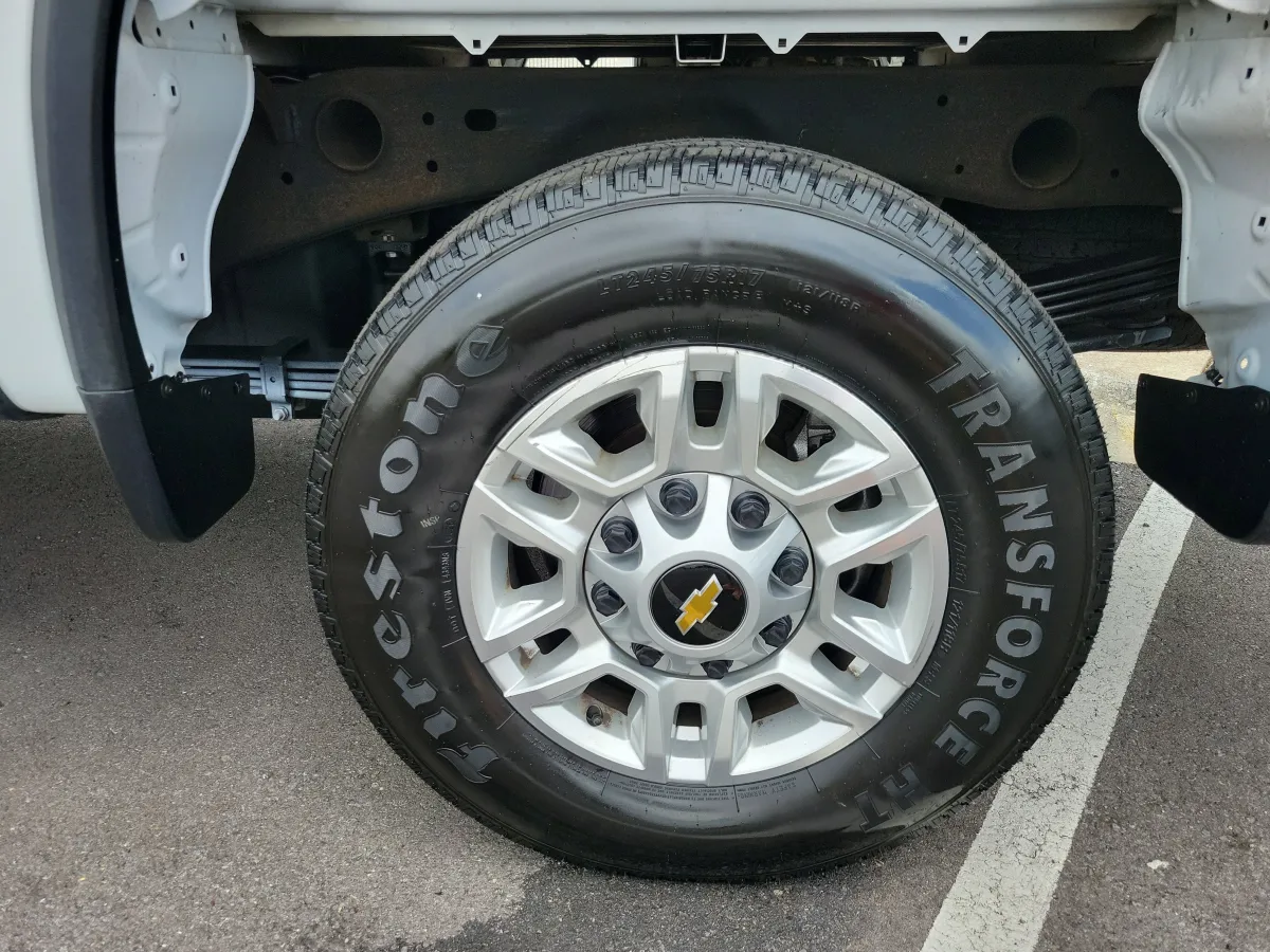 2024 Chevrolet Silverado 2500HD LT thumbnail 25