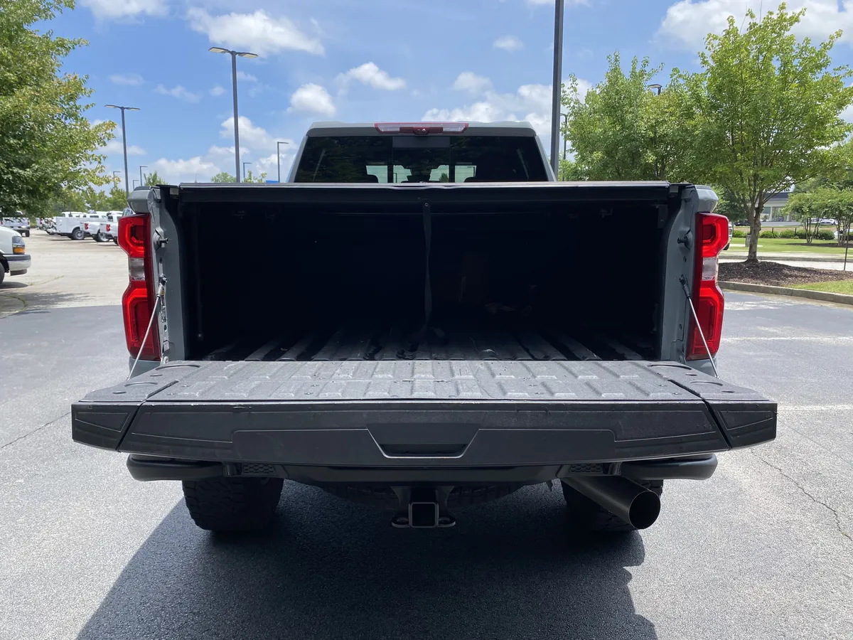 2024 Chevrolet Silverado 2500HD ZR2 thumbnail 11