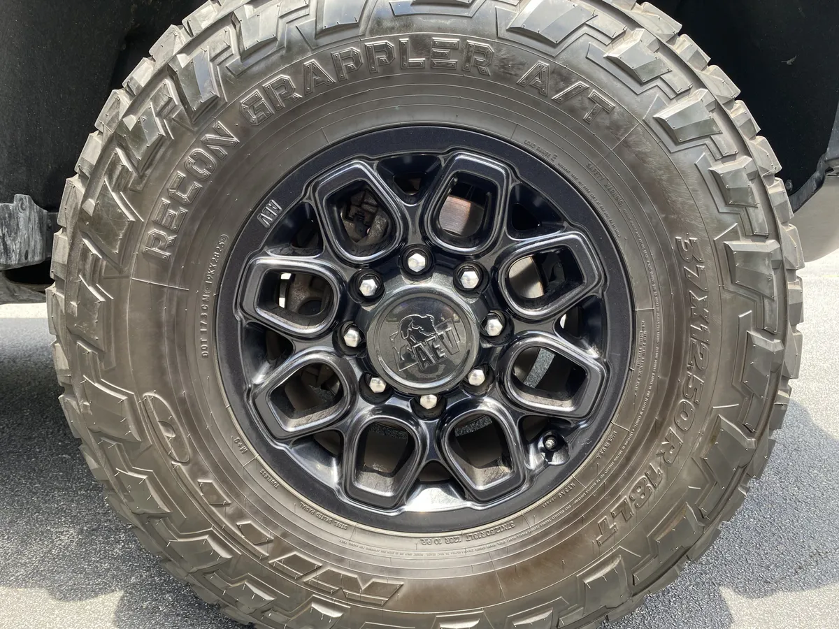 2024 Chevrolet Silverado 2500HD ZR2 thumbnail 13