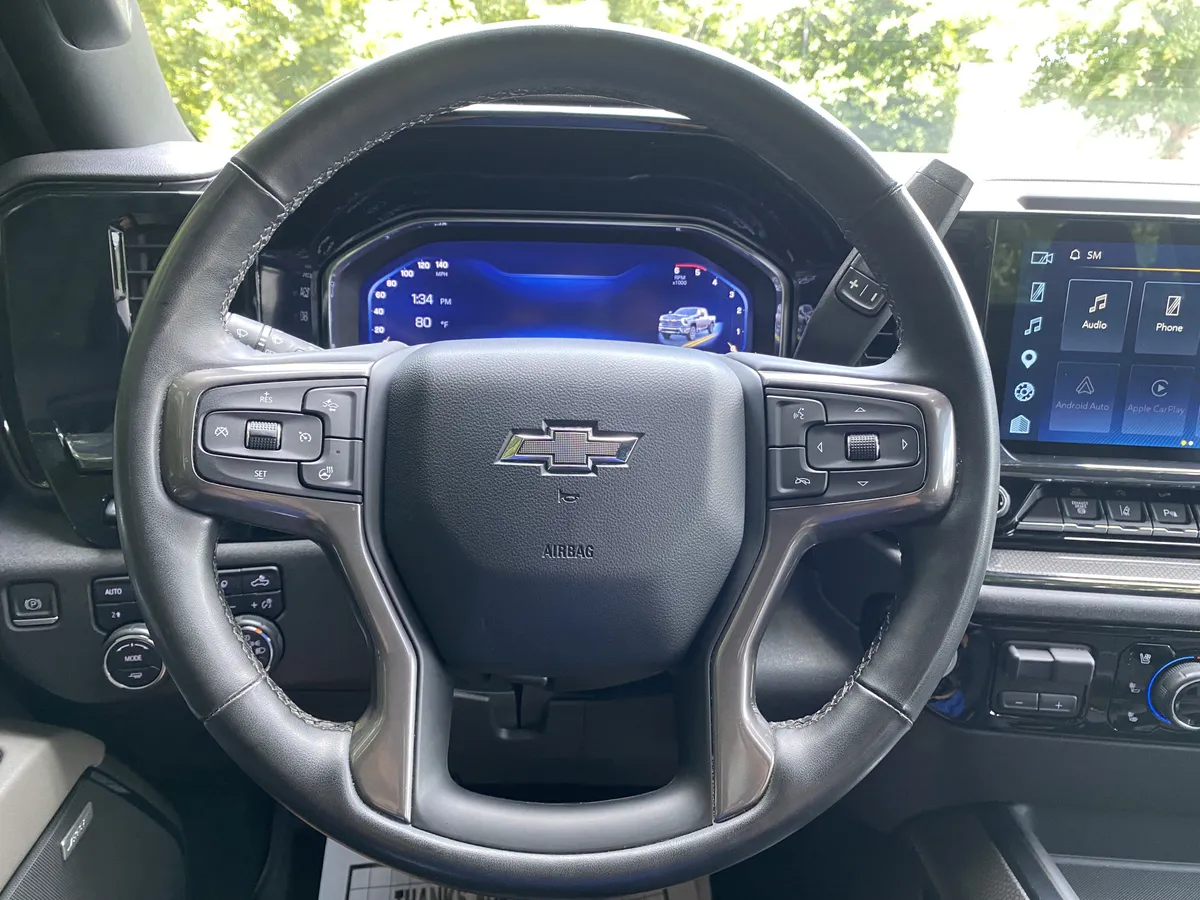 2024 Chevrolet Silverado 2500HD ZR2 thumbnail 19