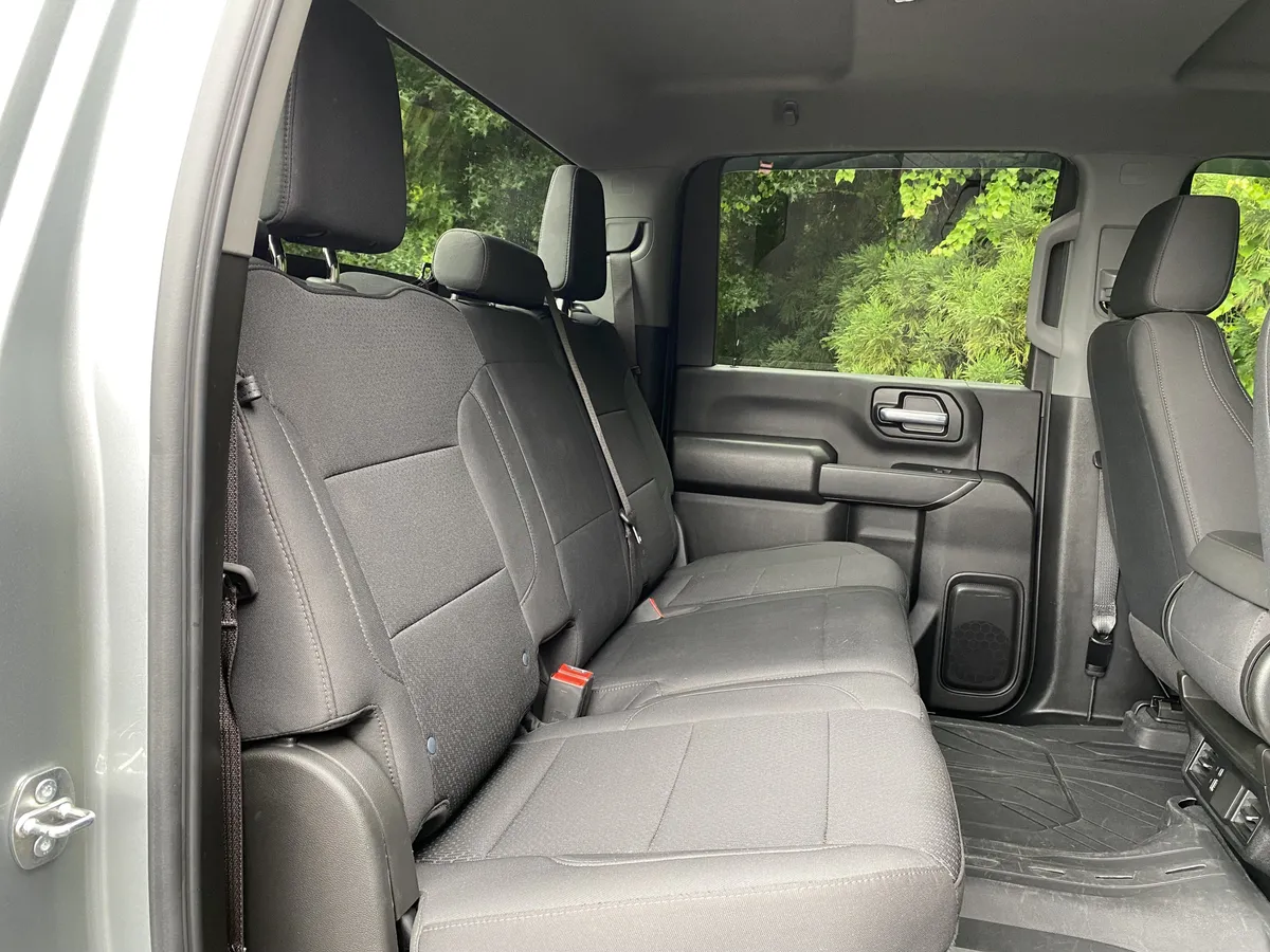 2024 Chevrolet Silverado 3500HD Work Truck thumbnail 32