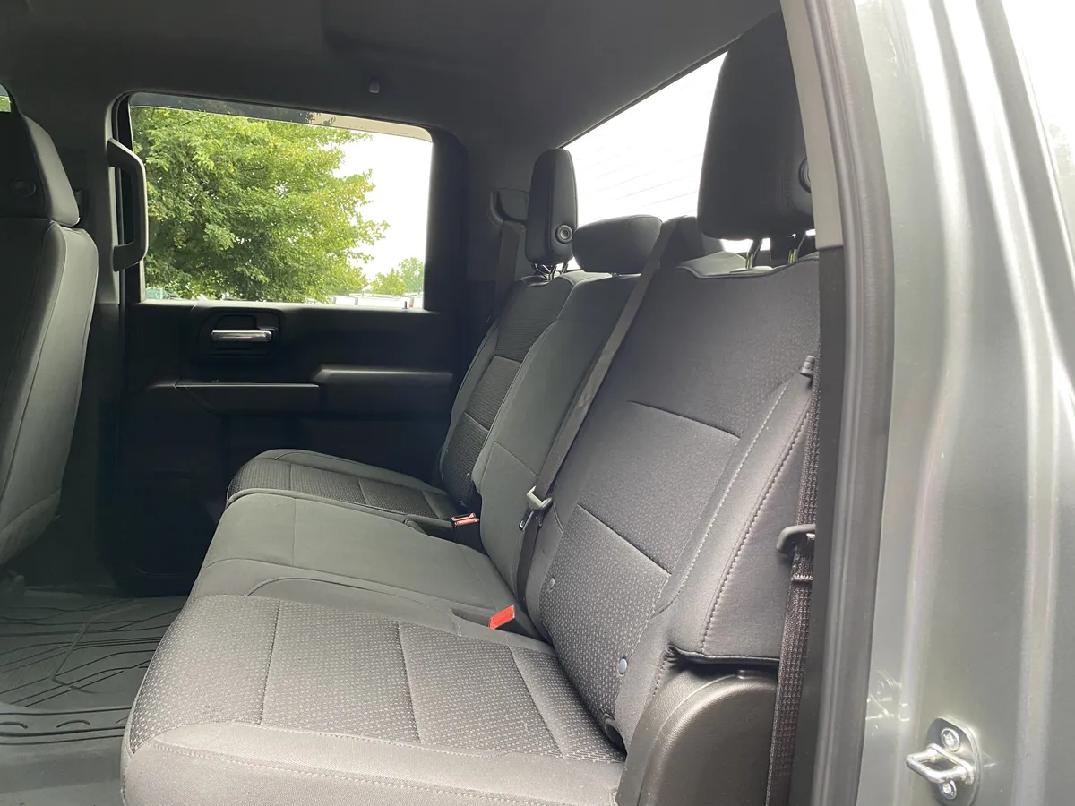 2024 Chevrolet Silverado 3500HD Work Truck thumbnail 33