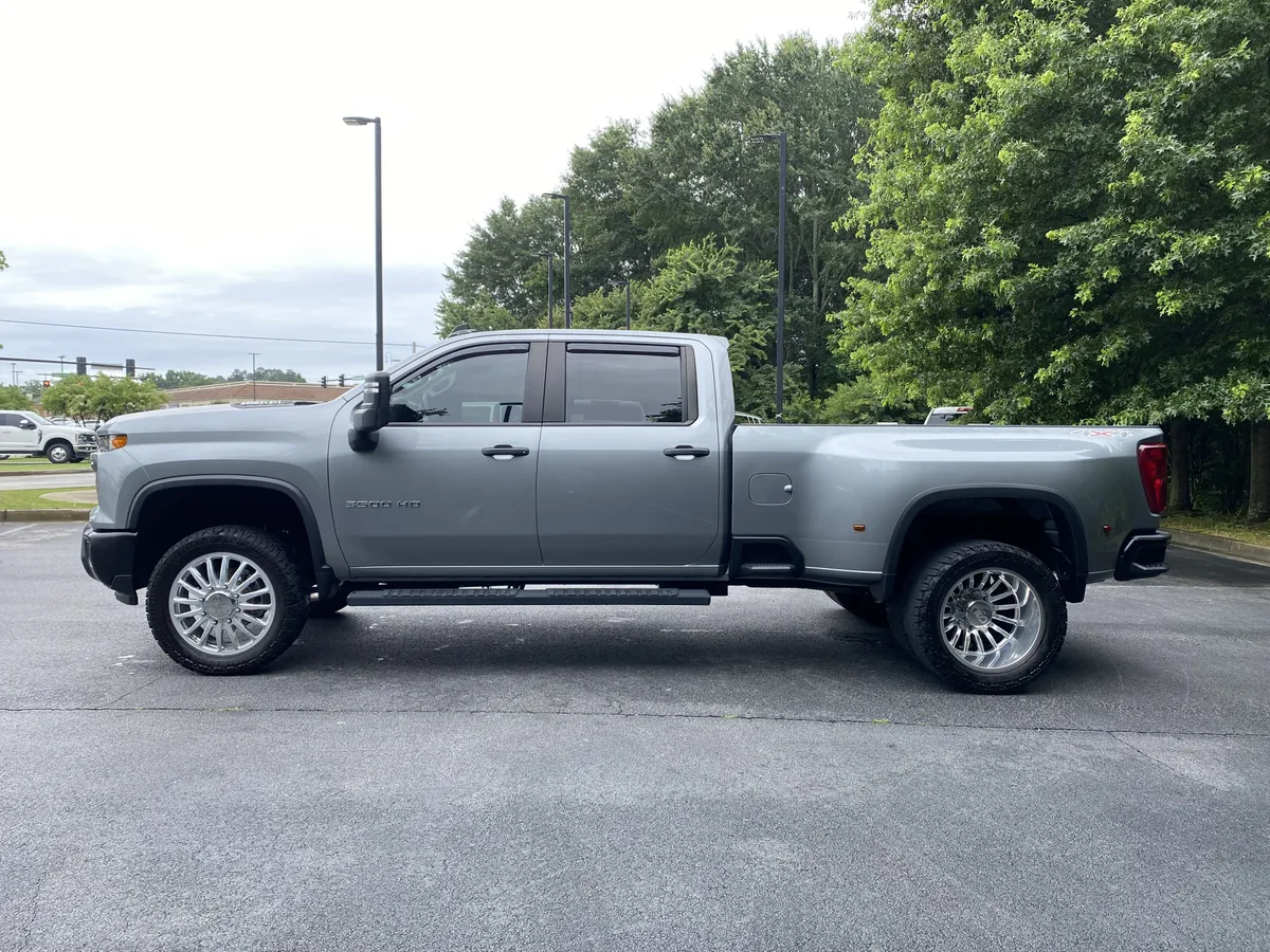 2024 Chevrolet Silverado 3500HD Work Truck thumbnail 5