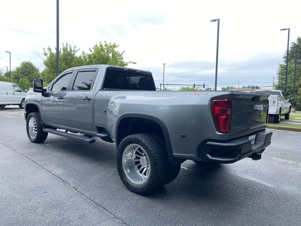 2024 Chevrolet Silverado 3500HD Work Truck thumbnail 6