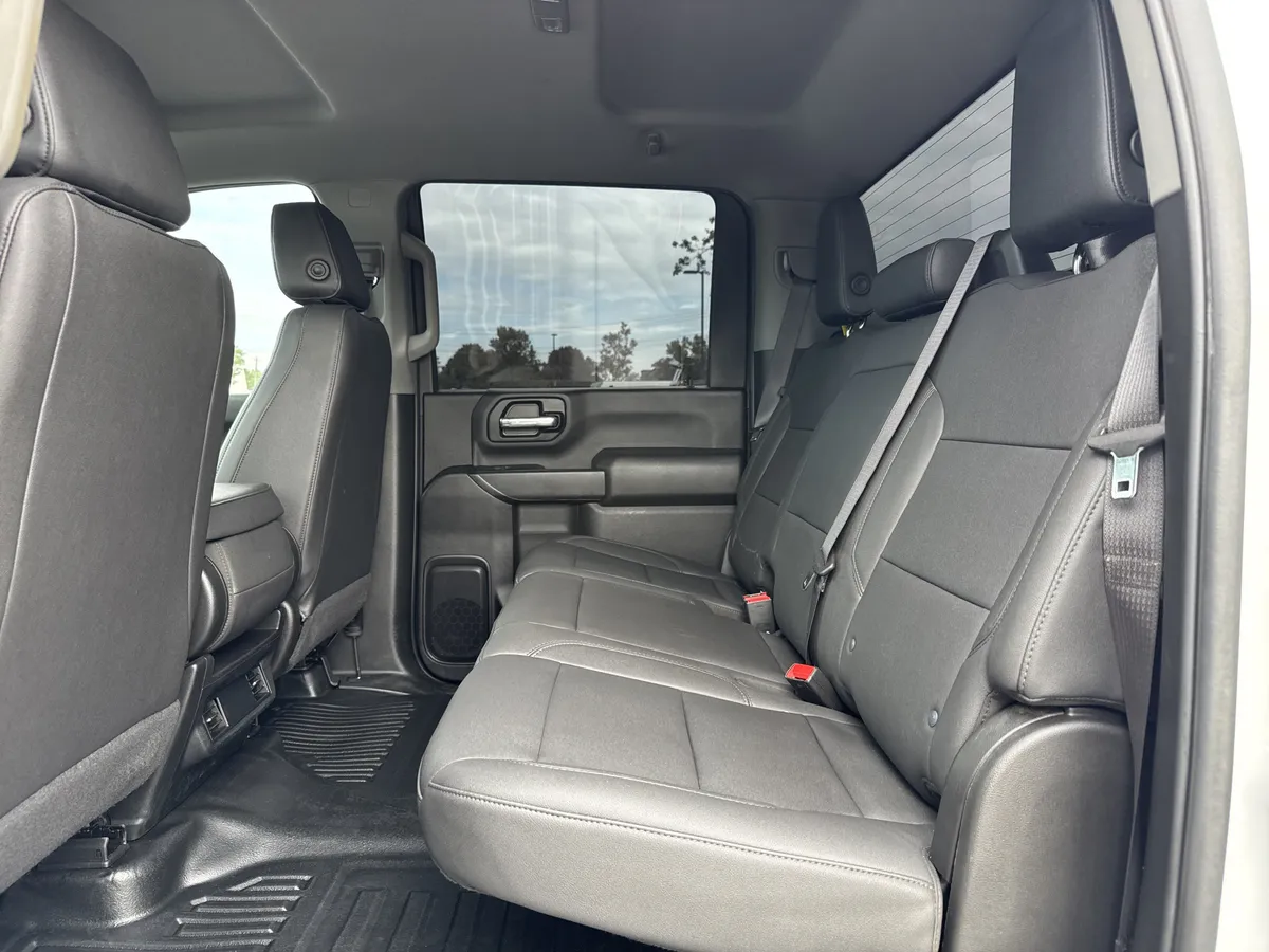 2024 Chevrolet Silverado 3500HD Work Truck thumbnail 27