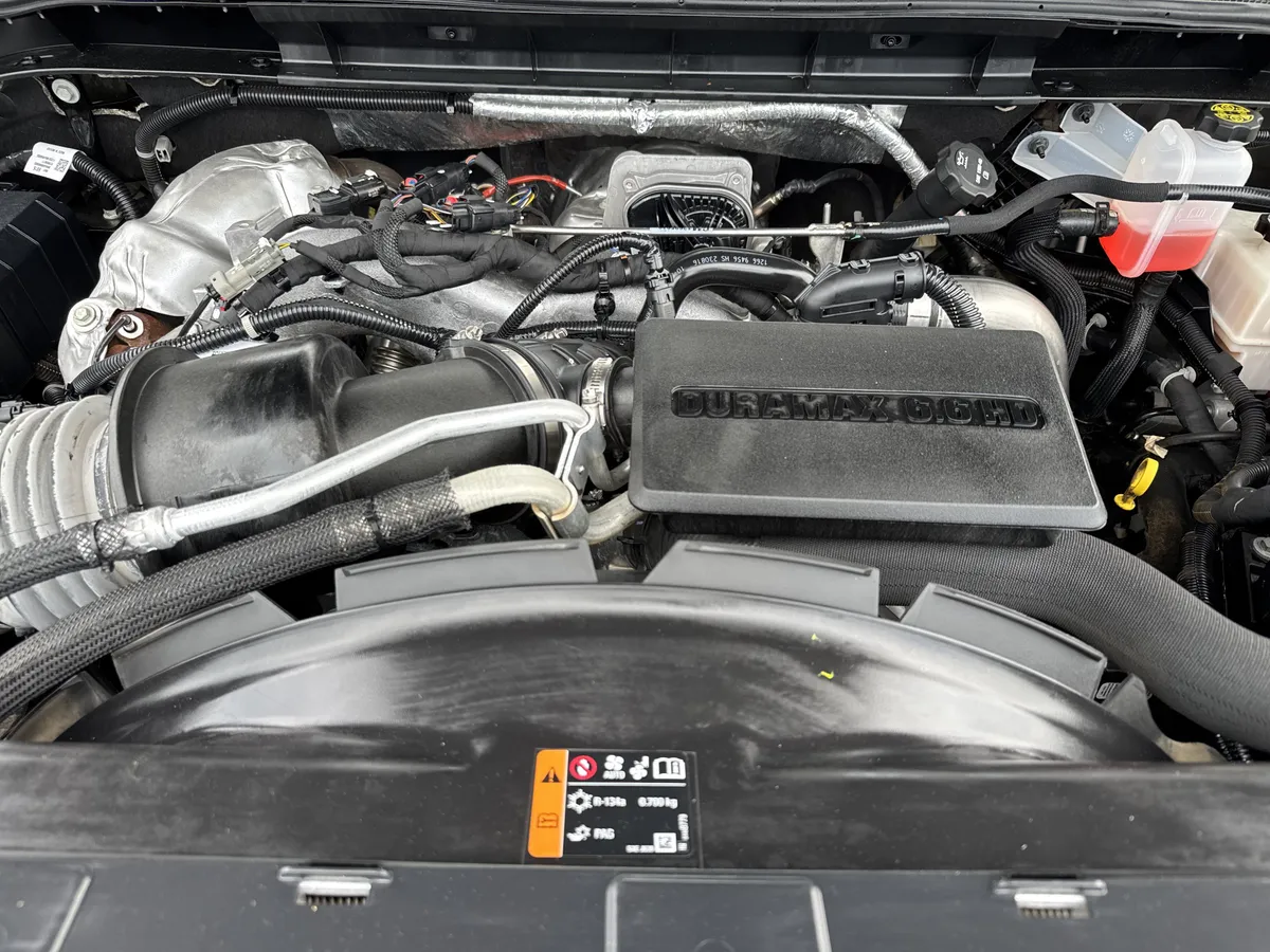 2024 Chevrolet Silverado 3500HD Work Truck thumbnail 29