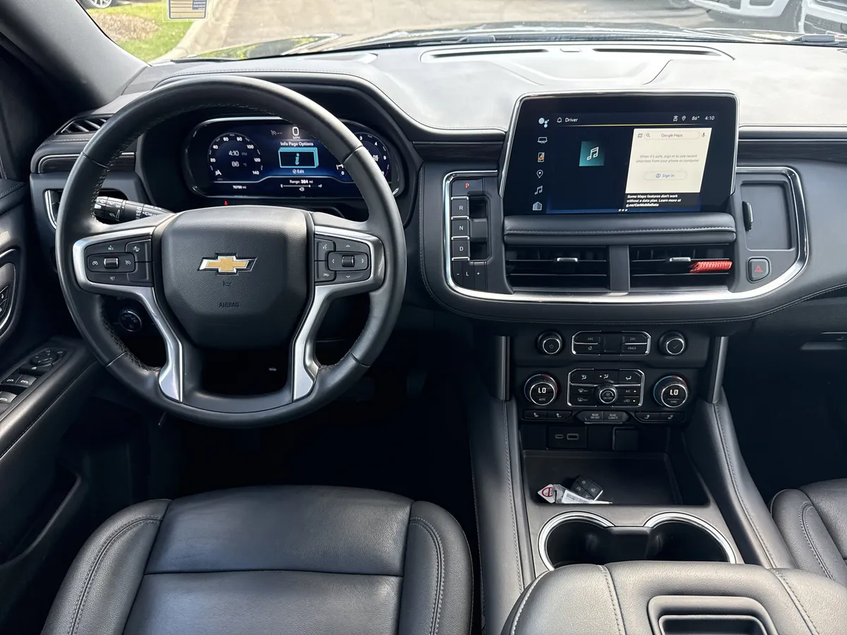 2024 Chevrolet Suburban LT thumbnail 25