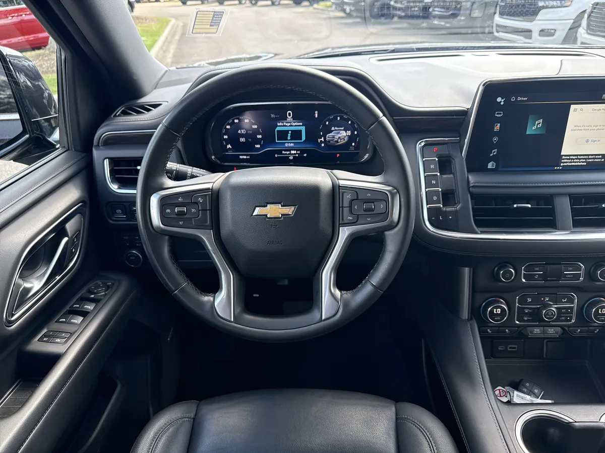 2024 Chevrolet Suburban LT thumbnail 26